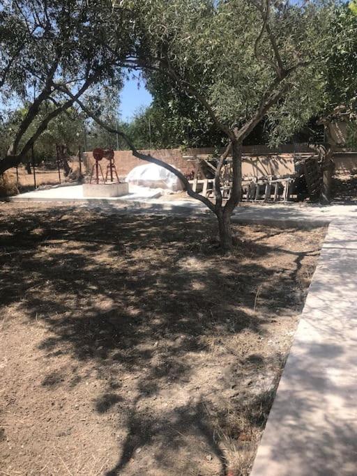 Πέτρινη Κατοικία Στην Αίγινα - Stone House In Aigina Khloi エクステリア 写真