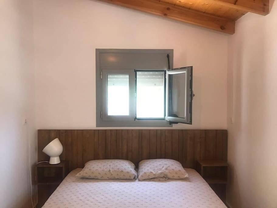 Πέτρινη Κατοικία Στην Αίγινα - Stone House In Aigina Khloi エクステリア 写真